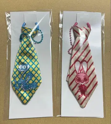 주토피아2 넥타이 키링 주디 게리