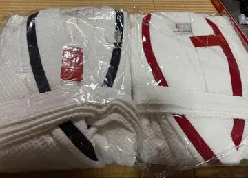 Roberta di Camerino 목욕 가운 2세트