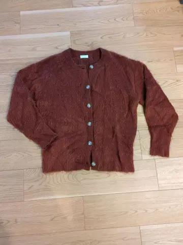 Ungrid 페더얀 니트 가디건 스커트 셋업