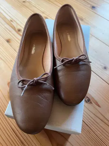브라운 플랫슈즈 22cm 리본 포함