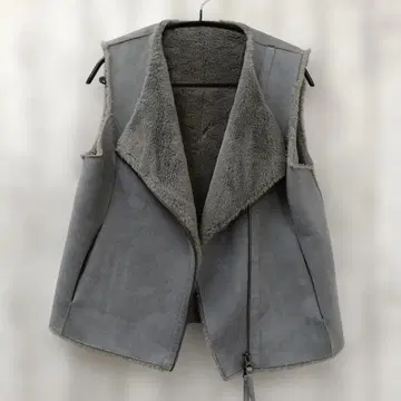 [리버서블] 페이크 스웨이드 노카라 베스트 SIZE38