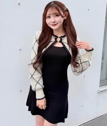 NOMAE 다이아 무늬 샤기 볼레로 니트 원피스