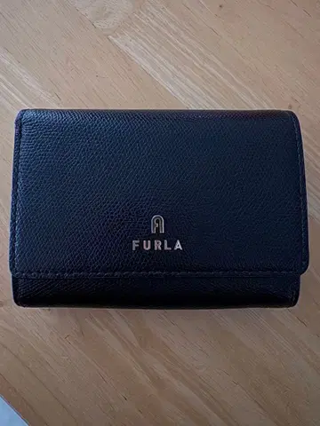 FURLA 접이식 지갑 블랙
