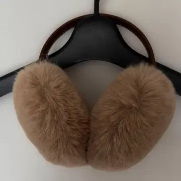 베이지 퍼 귀도리