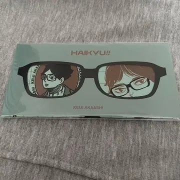 하이큐!! 아카아시 케이지의 안경닦이