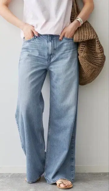 어퍼 하이츠 THE LAUREN 스픽 앤 스팬