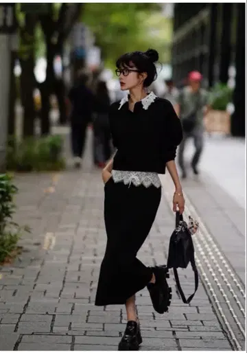 레이스 스칼라 맨투맨 셋업