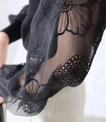 원가 9196엔 cawaii 팔에 핀 만개한 꽃 시어 숄더 상의