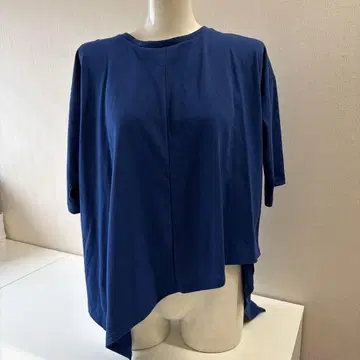 댄스킨 DANSKIN 비대칭 반팔 상의 블루 M