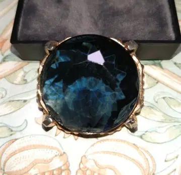 영국제 1950년대 몬태나 블루 우란 유리 빈티지 브로치