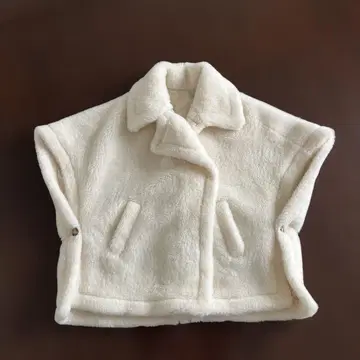 아이보리 테디베어 케이프 코트