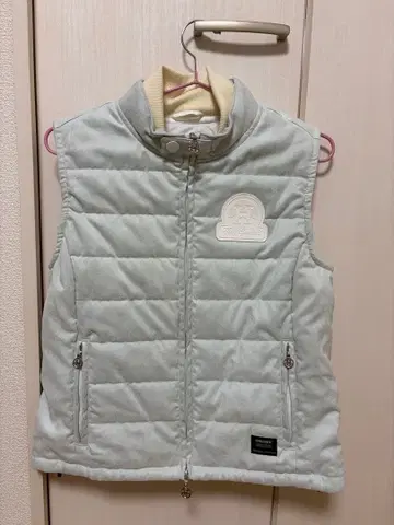 마크앤로나 호른 의류 다운 베스트