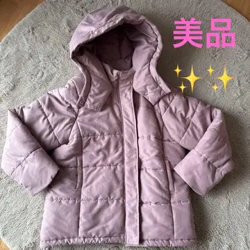 연한 핑크색 후드 부착 다운 자켓