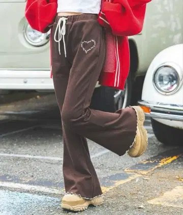 [ PBLIM ] 하트 로고 플레어 팬츠