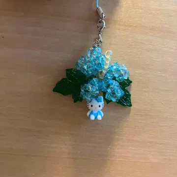 헬로키티 꽃과 잎 스트랩