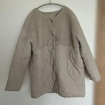 보아 퀼팅 코트 M 사이즈