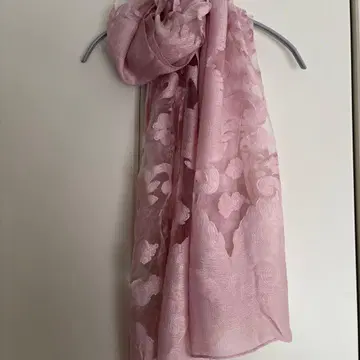 핑크색 비침이 있는 스톨, 숄