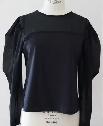 이데알루체 쉬폰 티셔츠 블랙 미사용 새상품