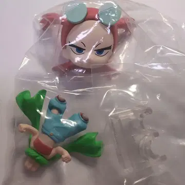 Ado 아소토 2 A상 빅 피규어