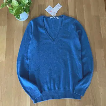 UNIQLO 캐시미어 V넥 스웨터 긴팔 Blue