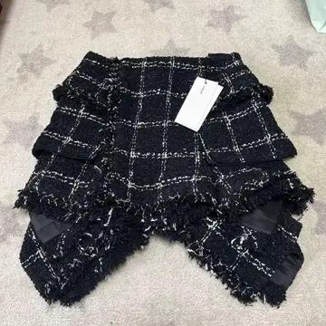 sacai 트위드 스커트