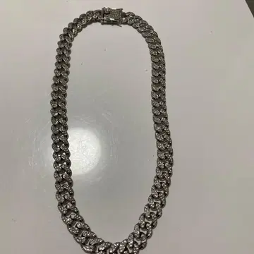 블링블링 목걸이