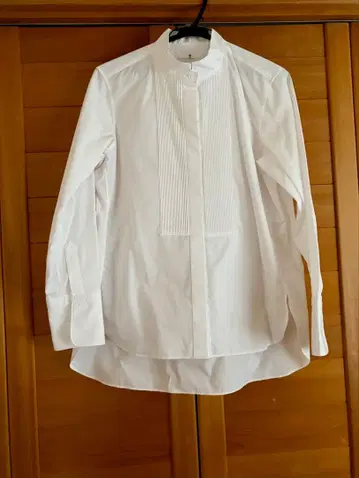+J 유니클로 화이트 스탠드 카라 셔츠 사이즈 M