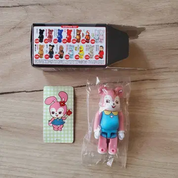 BE@RBRICK 48 SWIMMER 스위머 뒷면 베어브릭