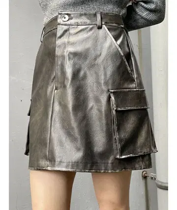 MURUA 빈티지풍 인조 가죽 미니 스커트