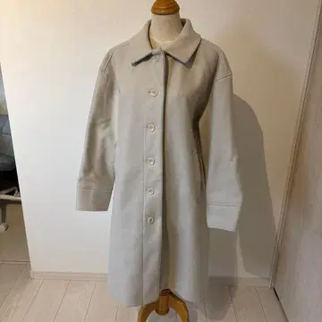 northern track 아이보리 롱 코트 M 사이즈