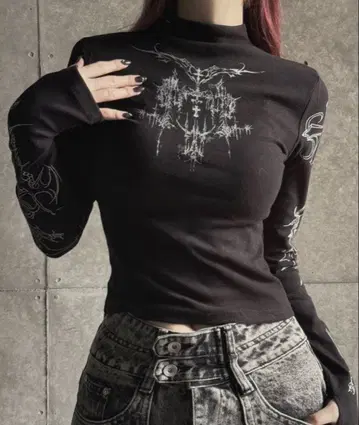 KsG lily pattern tops