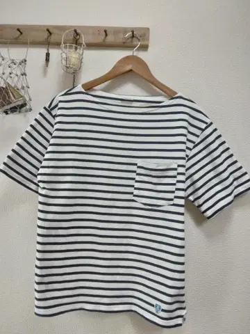 ORCIVAL 보더 T셔츠 화이트 네이비 가슴 포켓