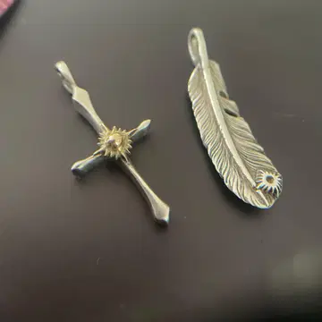 ARIZONA FREEDOM 태양신 크로스 페더 펜던트 탑