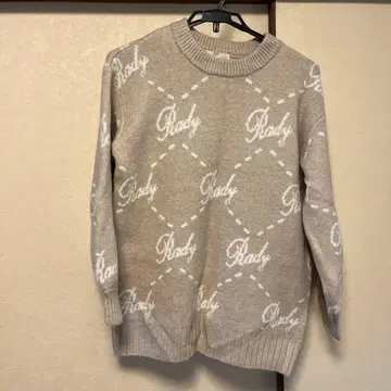 Ready 로고 긴팔 니트 스웨터 베이지