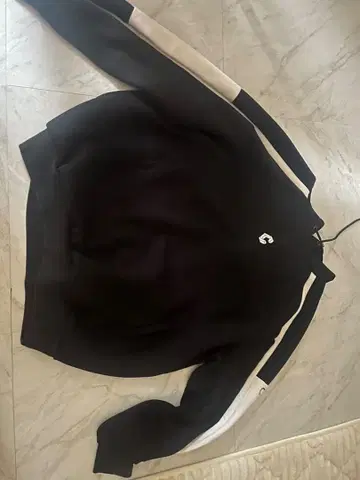 크로노스 후드티