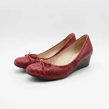 19 콜한 천연 가죽 웨지 펌프스(7B) 새상품급