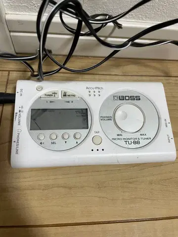 BOSS TU-88 튜너 베이스