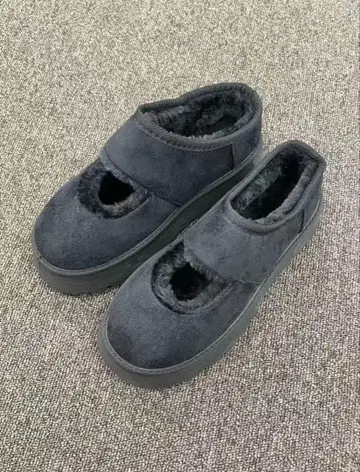 통굽 무스탕 터치 숏부츠 블랙