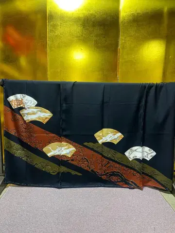 전통 예복 기모노 블랙 전통 예복 기모노 순수 실크 가봉