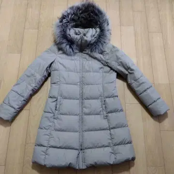 theory 후드 부착 카키 다운 자켓