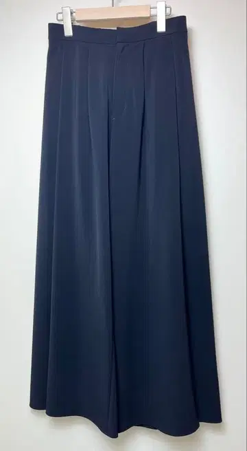 새상품 BRAHMIN 브라민 턱 와이드 팬츠 25AW