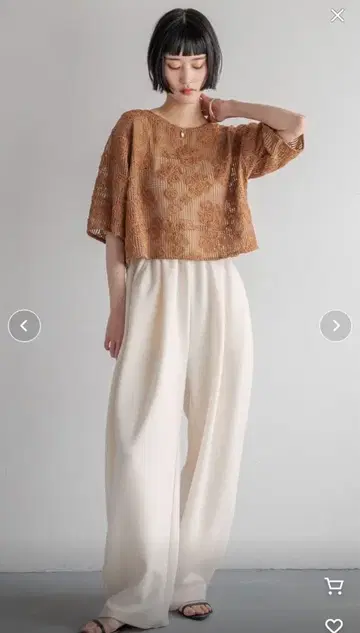 [ 새상품급 ] 로리즈팜 컷 이지 코쿤 팬츠 화이트