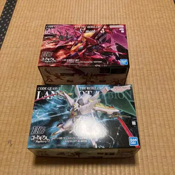 HG 코드기어스 랜슬롯 알비온, 코드기어스 홍련 성천팔극식