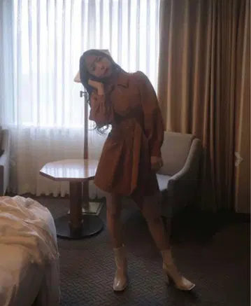 MELT THE LADY 가죽 셔츠 원피스