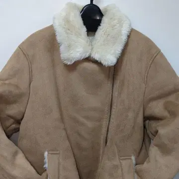 [새상품급] 베이지 무스탕 코트 퍼 포함