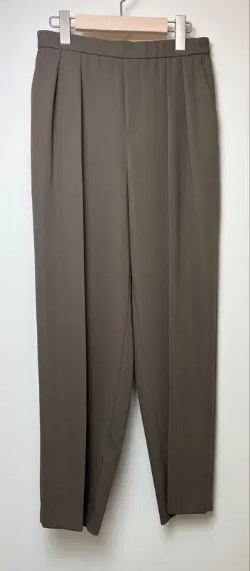 새상품 BRAHMIN 브라민 테이퍼드 팬츠 25AW