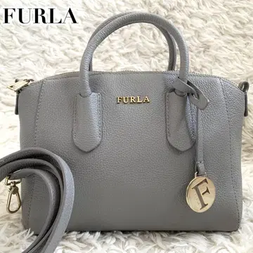 컨디션 최상 훌라 핸드백 2way 테사 로고 참 가죽 그레이