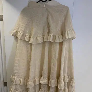 Thewties 롱 스커트 화이트 새상품급 여성용 프릴