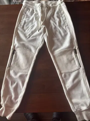 우노피유 조거 팬츠 S 사이즈