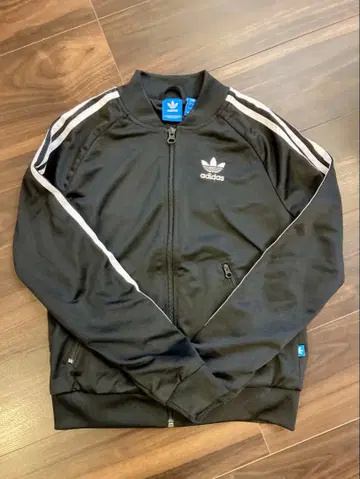 adidas 여성용 트랙 자켓 M 사이즈